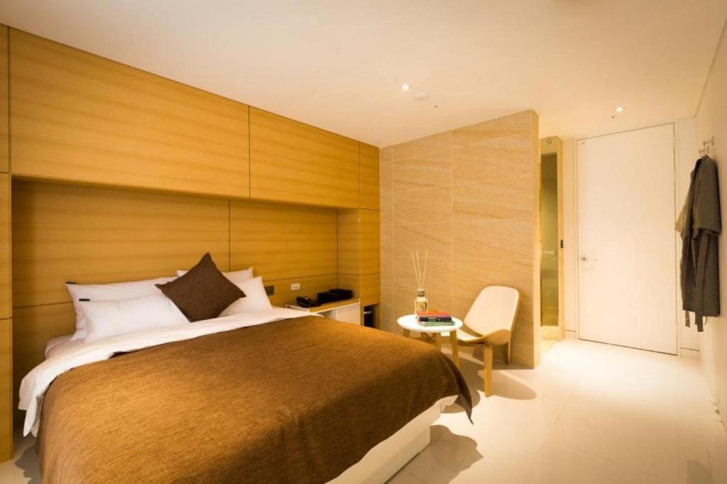 Trang Blue Hotel Seoul Exterior foto