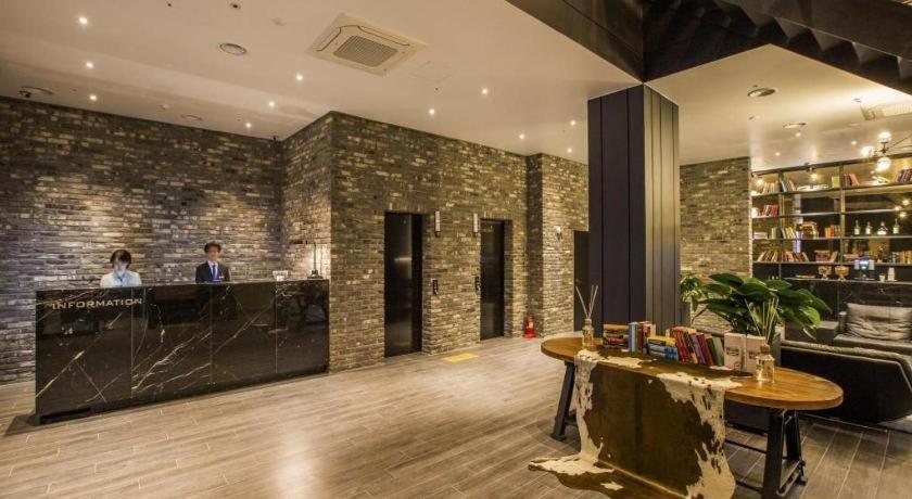Trang Blue Hotel Seoul Exterior foto